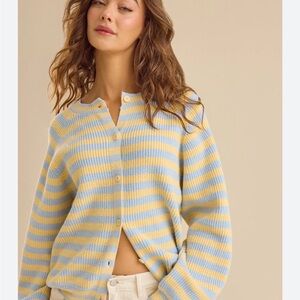 Altar’d state sweater size medium. New with tags retail $74